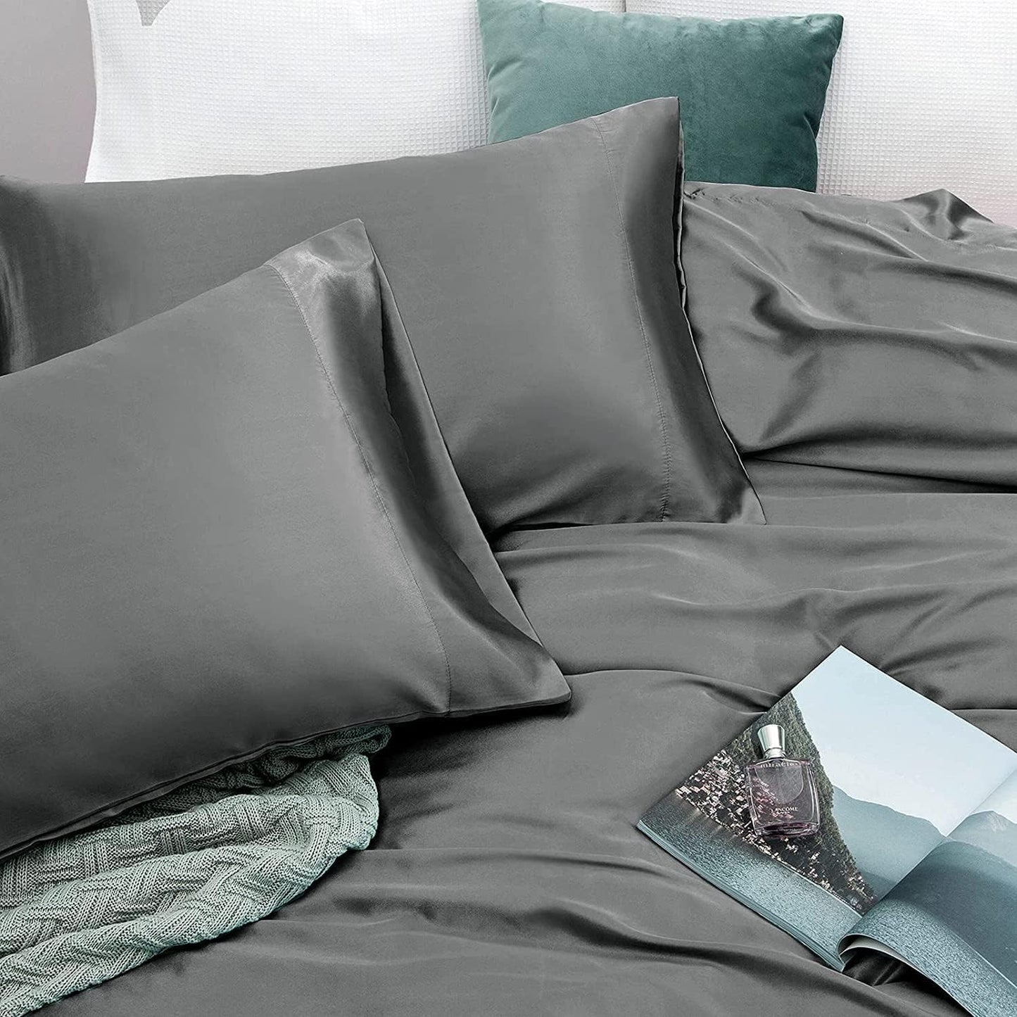 ForZzz 2000TC Art Silk Satin Queen Sheet Set Hotel 4 Pieces Fitted/Flat Sheet Bedding Set(Black,Queen)