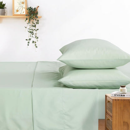 Wake In Cloud - White Sheet Set, 1000TC Ultra Soft Microfiber, Fitted Sheet & Flat Sheet & 2 Pillowcases (4 pcs, Queen Size)