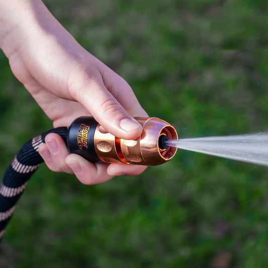 Expanding Garden Hose with Copper Connectors, Kink-Free & Leak-Proof, Bonus Spray Nozzle, 7.6m (Black)
